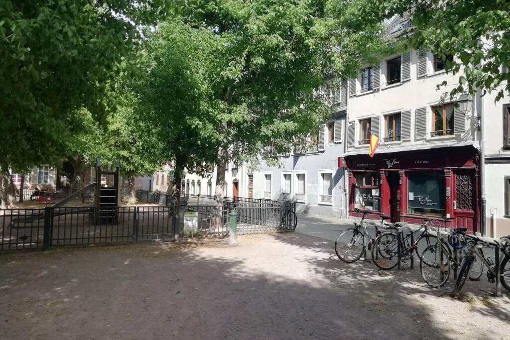 R-Appartements Strasbourg La Petite Strasbourgeoise Hygge Studio Cosy Esterno foto